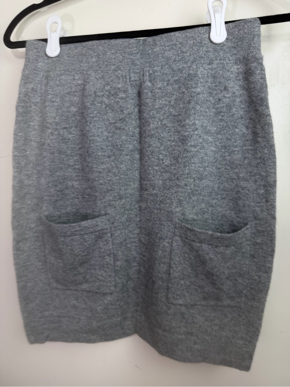 Tory Burch Gray 100% Cashmere Patch Pockets Pull-on Soft Knit Skirt Skirt Sz M